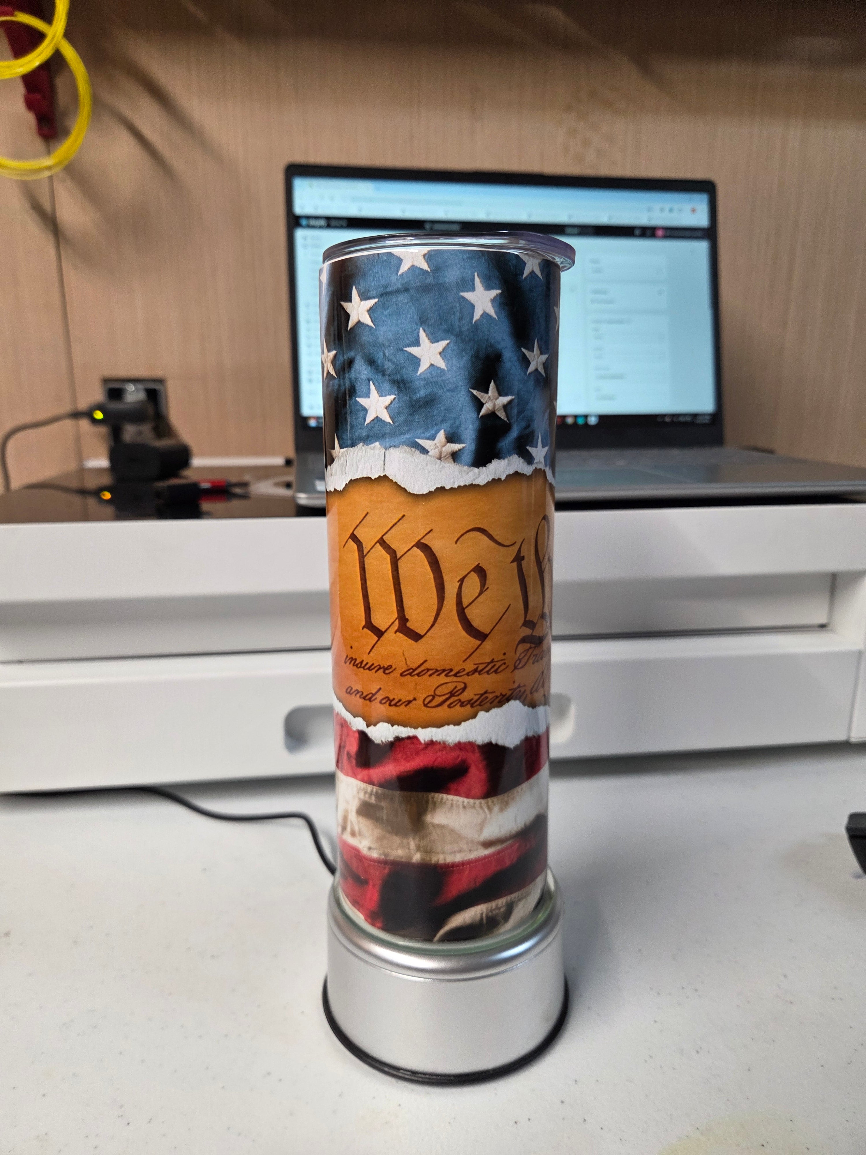 40 Oz tumbler